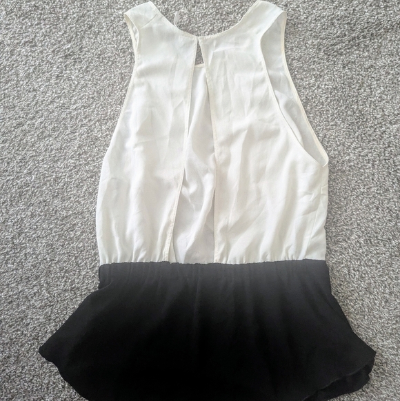Wilfred Black And White Open Back Top - Picture 4 of 7